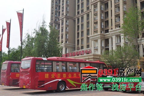 22_220_660c7367eea3de2.jpg