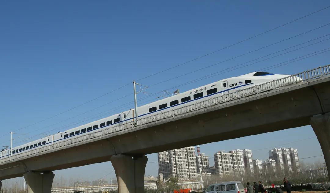 打通一小时通勤圈郑焦城际铁路公交化开行